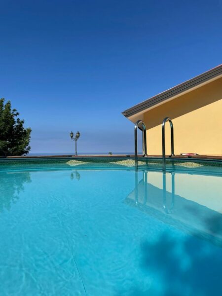 Villa Karillos con Piscina a Marina di Camerota